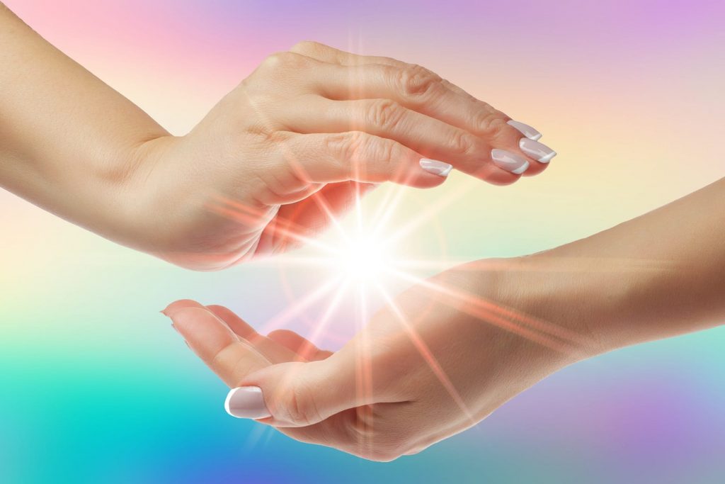 How to Remove Negative Energy From Your Aura Quickly
